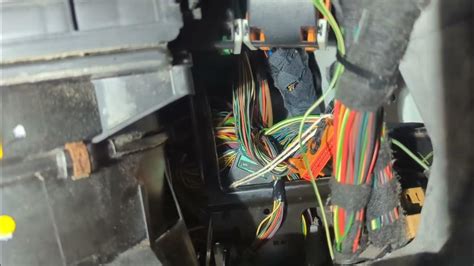 lr3 central junction box|land rover central junction box problems.